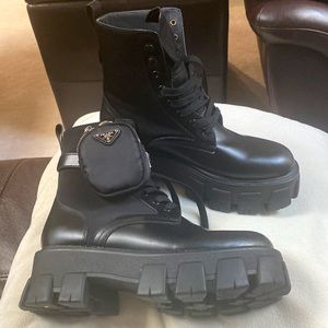 Prada Milano Combat Boots Black Lightweight Mint Platform Belted Rare 41 10 Lace